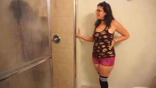 Slutty White Girl Gets Wet Sucking BBC