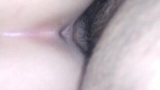 My boyfriend masturbates me with a vibrator while I ride his thick penis, how delicious it feels????????