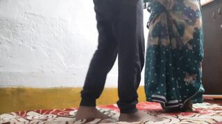 Hot Romance with Young Maid