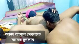 Indian bhabhi cleaning house for sex