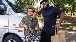 Anal Fucking with Picked up Old Granny