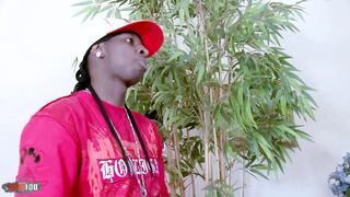 Sexy Ebony Nyomi with Super Big Ass Gets Fucked with Creampie in Her Pussy