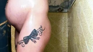 HOT PREGNANT MILF IN THE SHOWER ????‼️????