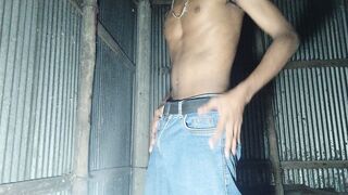 Hot boy smoking and show her big cock