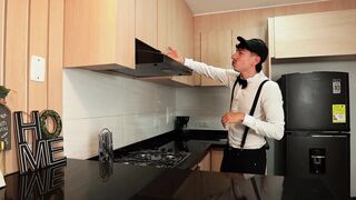 I Give Doña Florinda a Churro and the Bastard Swallows My Milk