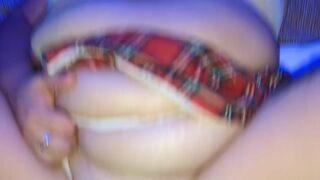 Le doy mi gran verga a mi hermanastra hasta venirme encima de ella - Harem Master