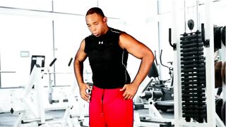 Worshiping Chris' Muscles