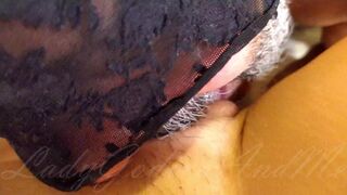 Il cornuto di mio marito lecca la sborra dalla mia figa e mi fa venire con la lingua! ???????????????? Bisex