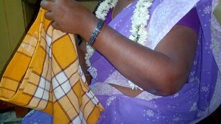 Indian desi bhabhi blowjob in saree