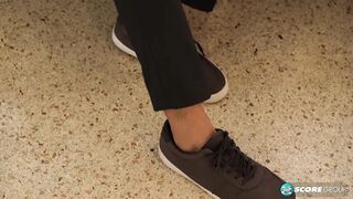 MILF Sadie gives her porn-watching friend the real thing