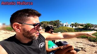 Una Puta Argentina Es Pillada Y Follada En Publico