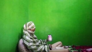 in own room doing VCS via application for 5 minutes 32 seconds