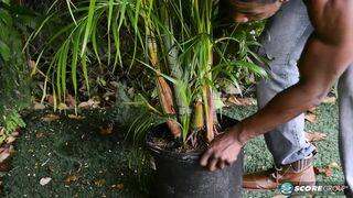 Wife and mom Zoraya Mora fucks her big-dicked gardener