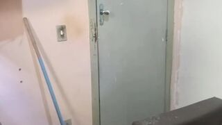 CUCKOLD, THE PLUMBER EATER OF MARRIED, fucked my wife