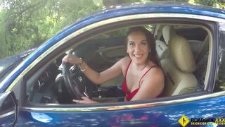 Roadside - latina girl gets fucked in the woods